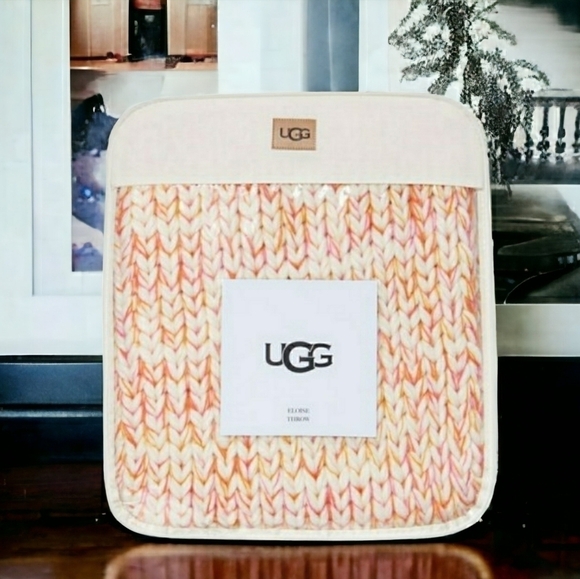 UGG Other - UGG Eloise Throw - 50"×70"